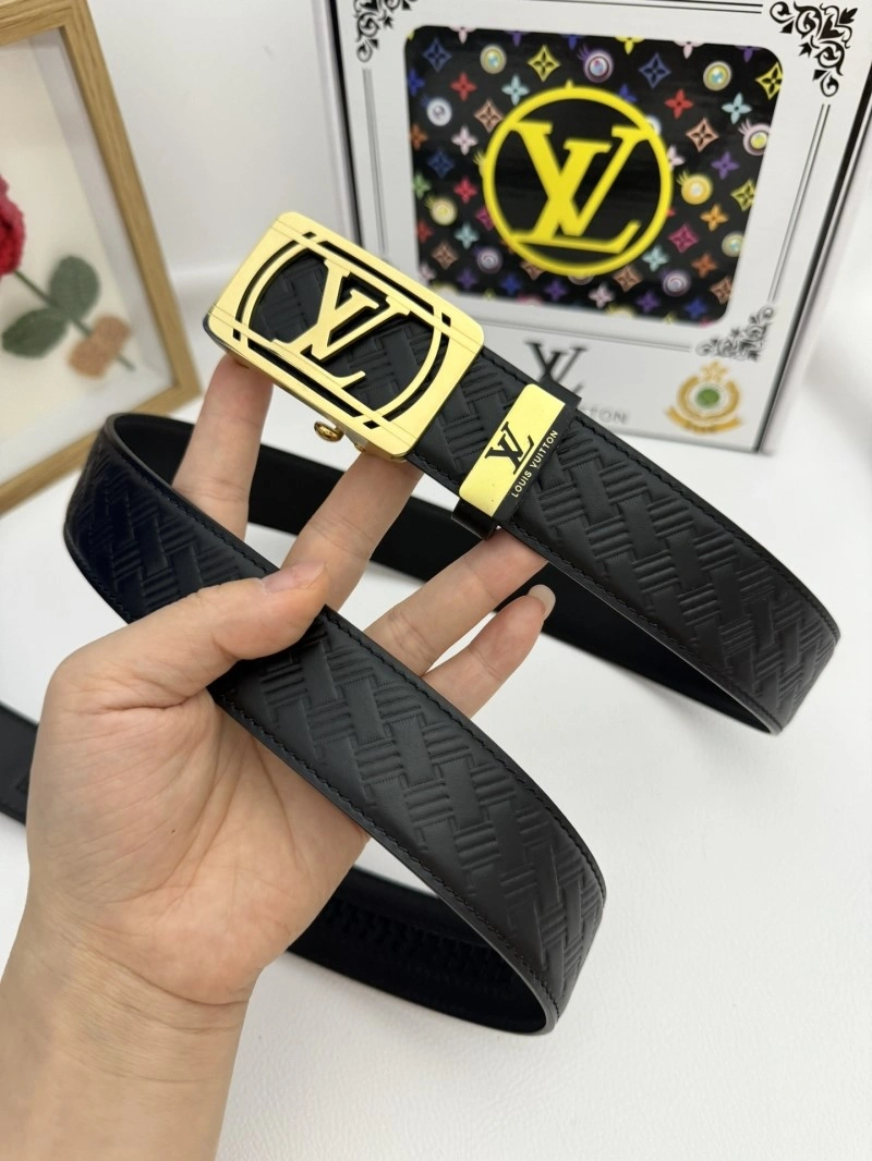 Packable Louis Vuitton Belts 300184
