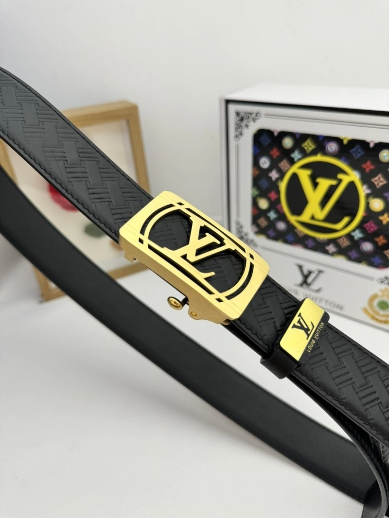 Packable Louis Vuitton Belts 300184