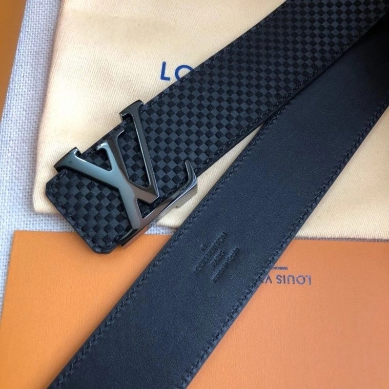 Louis Vuitton Belts FashionForward 300139