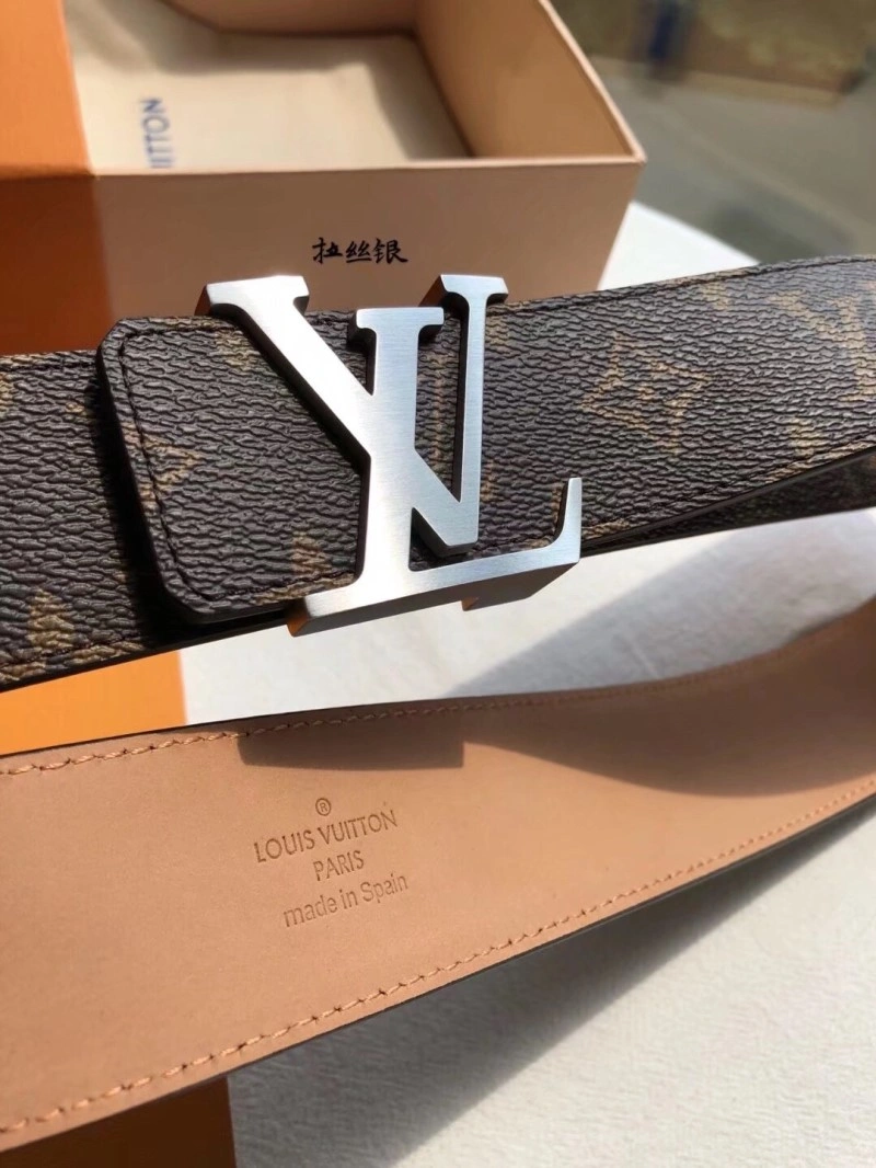 Louis Vuitton Belts Unisex 300141