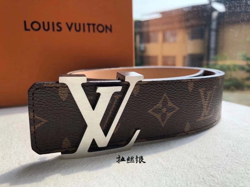 Louis Vuitton Belts Unisex 300141