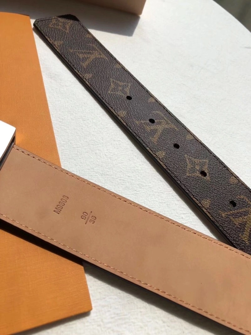 Louis Vuitton Belts Unisex 300141