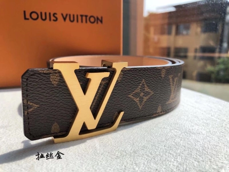 Louis Vuitton Belts Attractive 300138