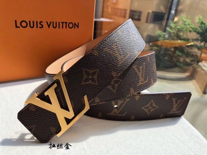 Louis Vuitton Belts Attractive 300138
