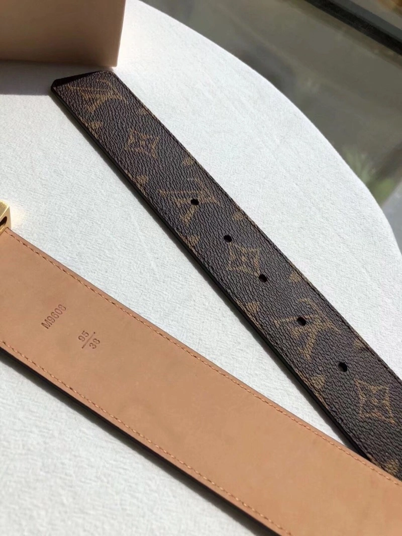 Louis Vuitton Belts Attractive 300138