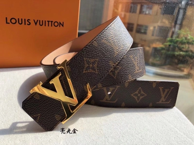 Breathable Louis Vuitton Belts 300128