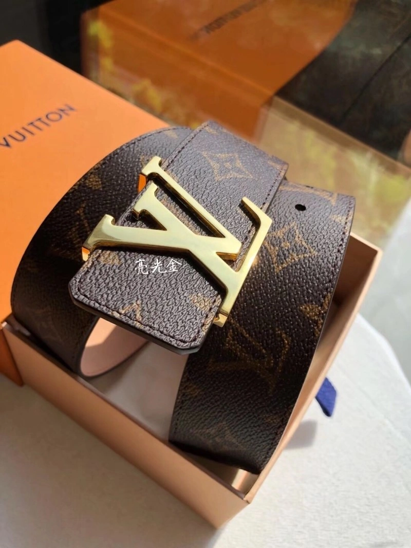 Breathable Louis Vuitton Belts 300128