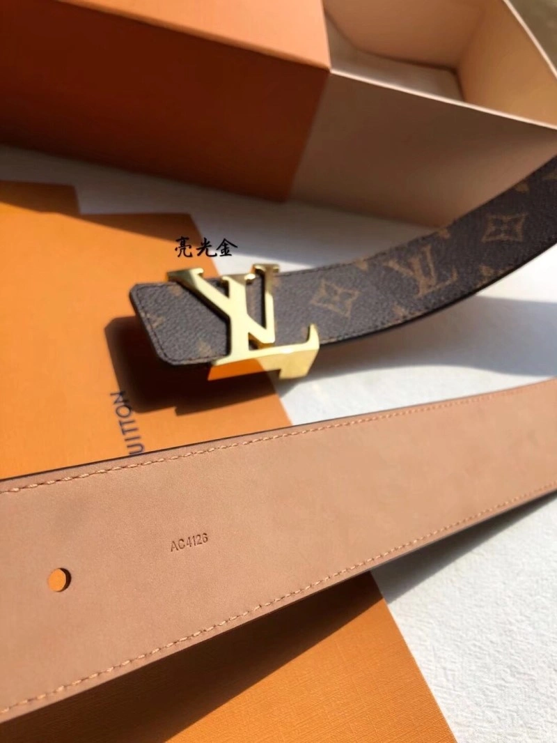Breathable Louis Vuitton Belts 300128