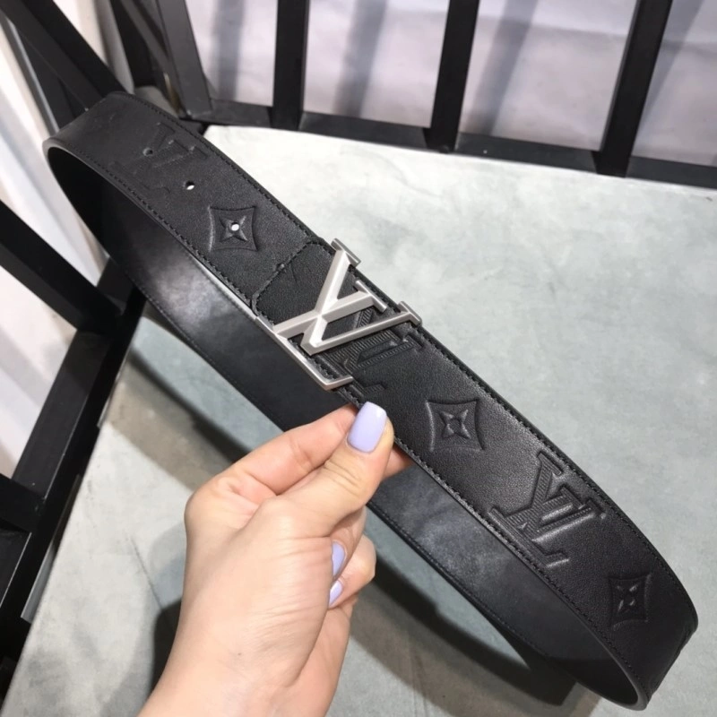 Louis Vuitton Belts Practical 300144
