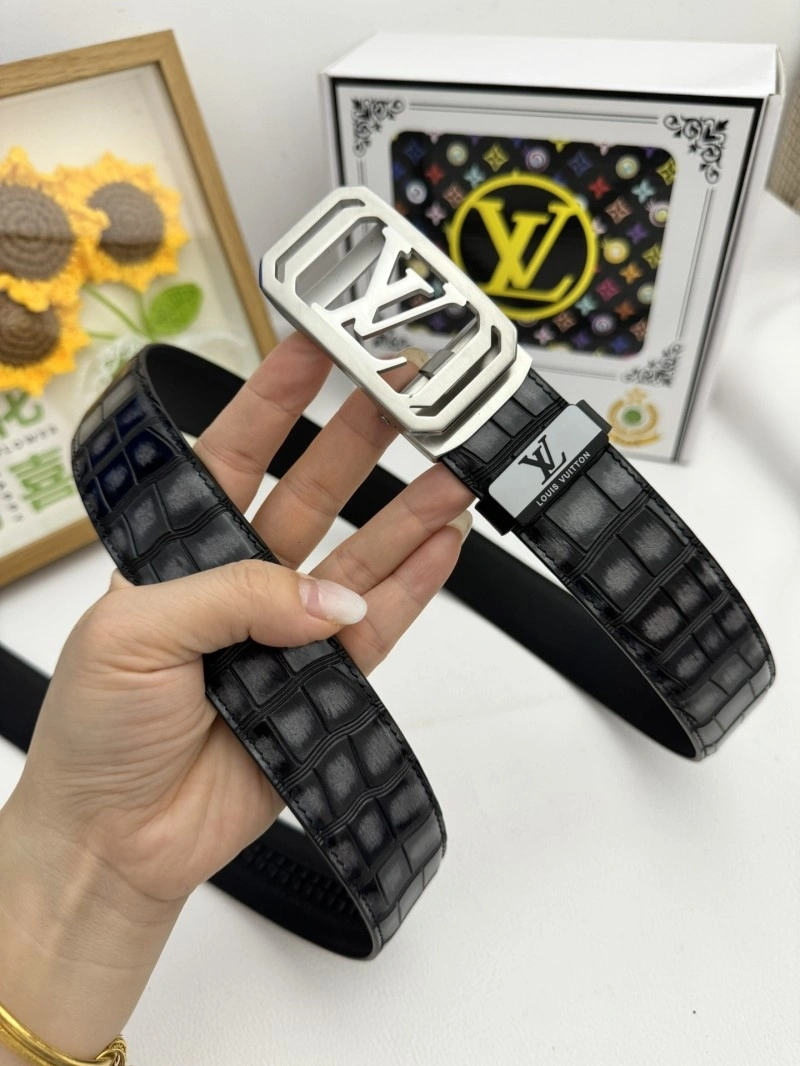 Louis Vuitton Belts Sporty 300113
