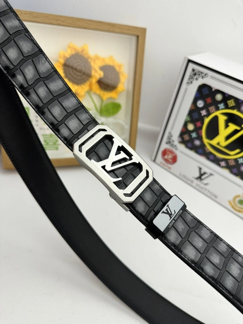 Louis Vuitton Belts Sporty 300113