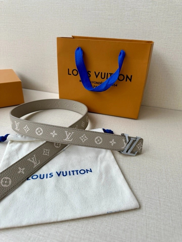 WellDesigned Louis Vuitton Belts 300109
