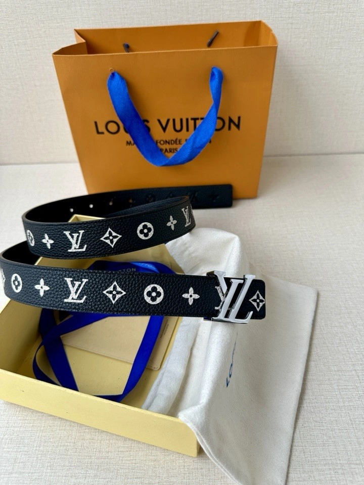 Louis Vuitton Belts EyeCatching 300092