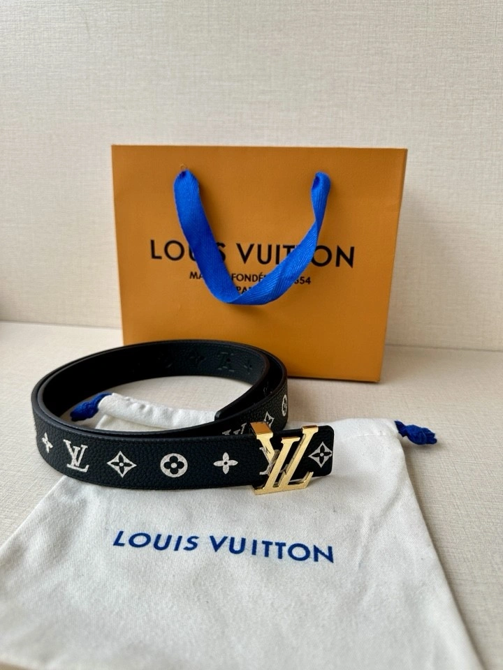 Louis Vuitton Belts EyeCatching 300092