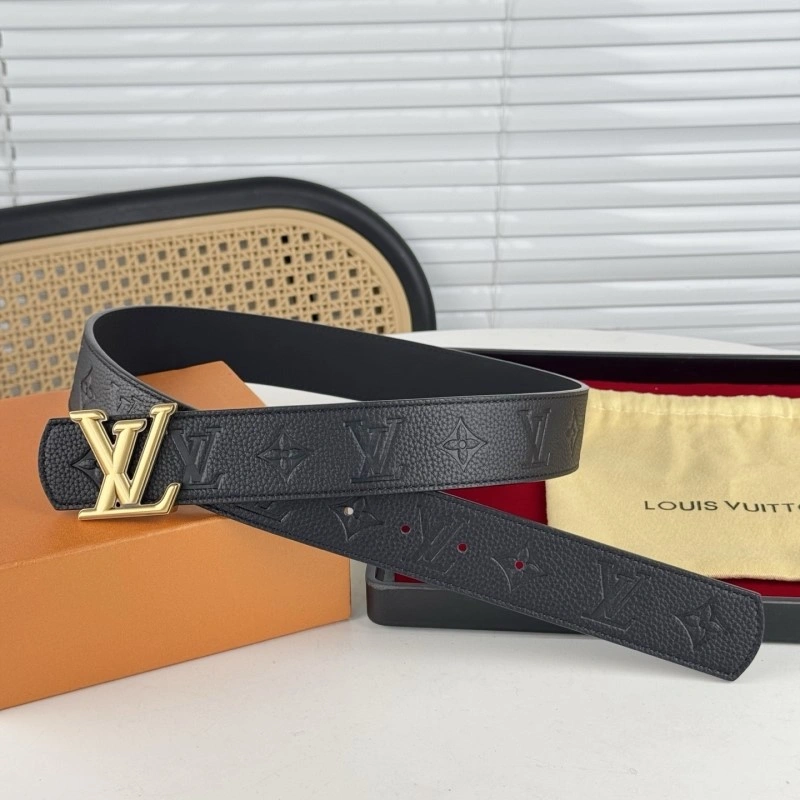 Minimalist Louis Vuitton Belts 300096