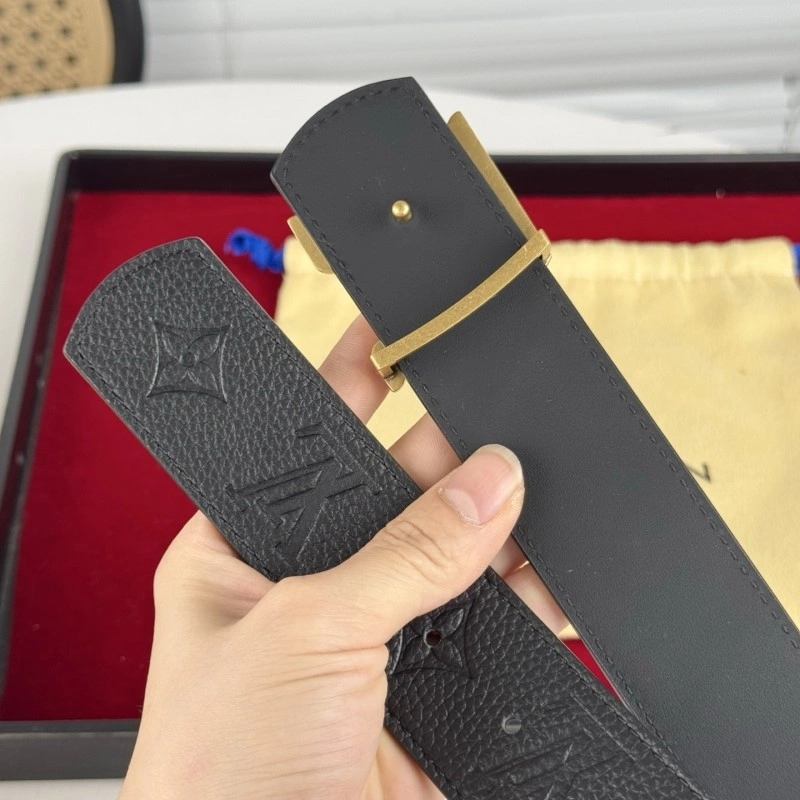 Minimalist Louis Vuitton Belts 300096