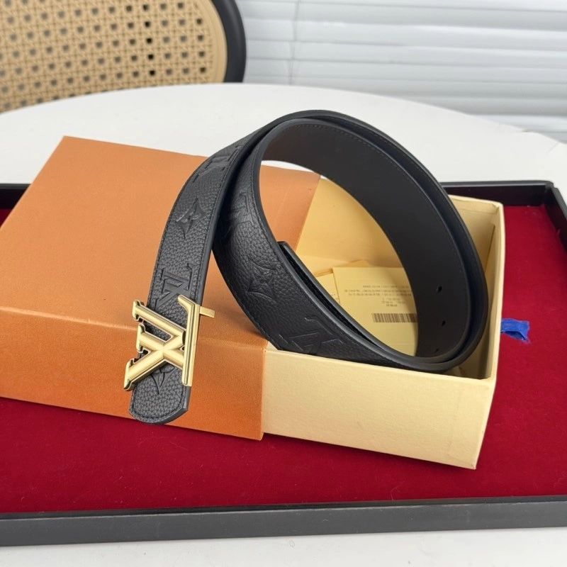 Minimalist Louis Vuitton Belts 300096