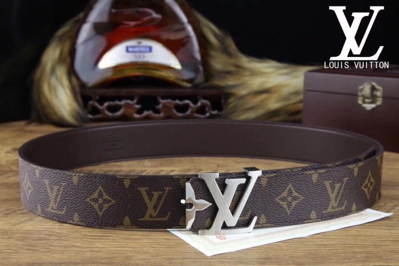 Sophisticated Louis Vuitton Belts 300099