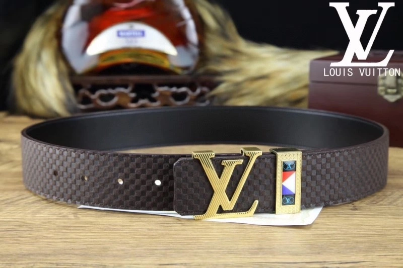 Louis Vuitton Belts OnTrend 300094
