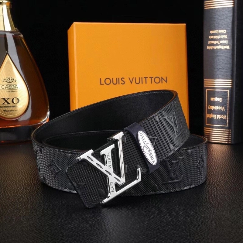 Louis Vuitton Belts Compact 300065