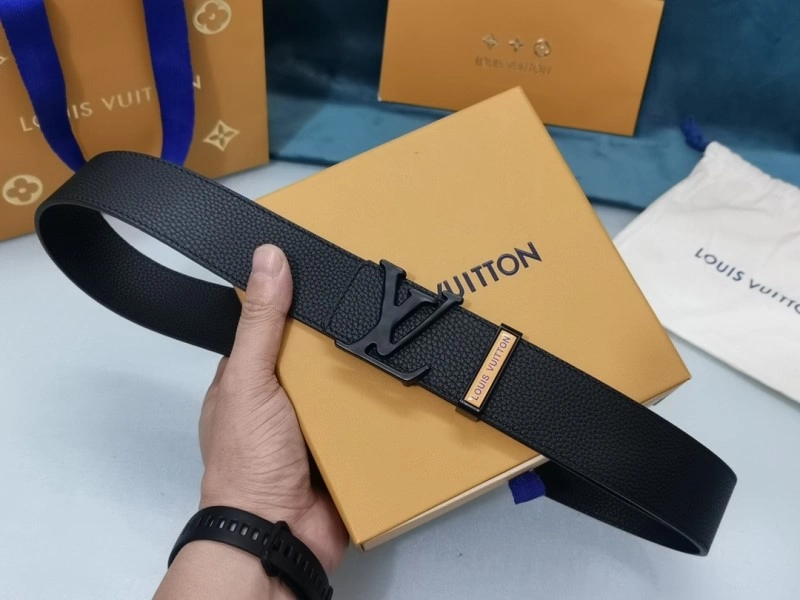 Louis Vuitton Belts AllSeason 300045