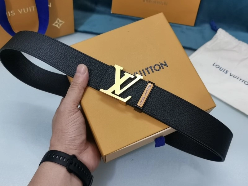 Durable Louis Vuitton Belts 300041