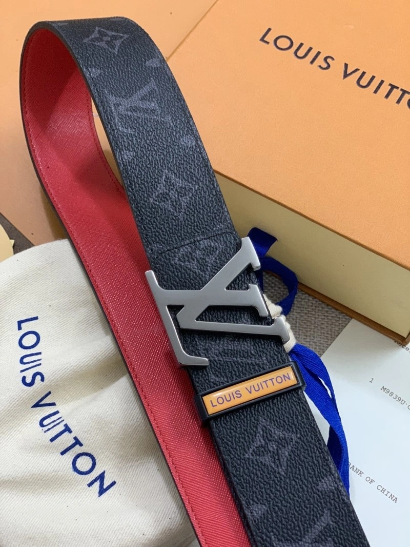 Louis Vuitton Belts Breathable 300039