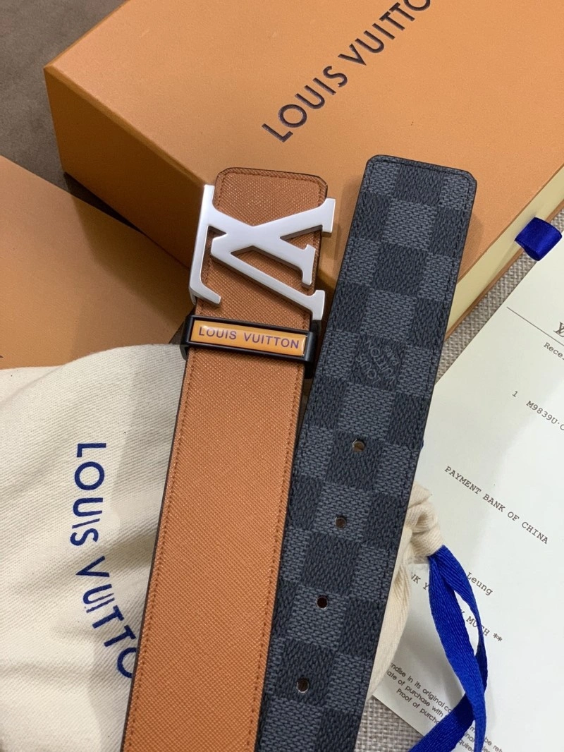 Louis Vuitton Belts Functional 300038