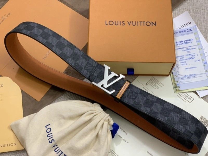 Louis Vuitton Belts Functional 300038