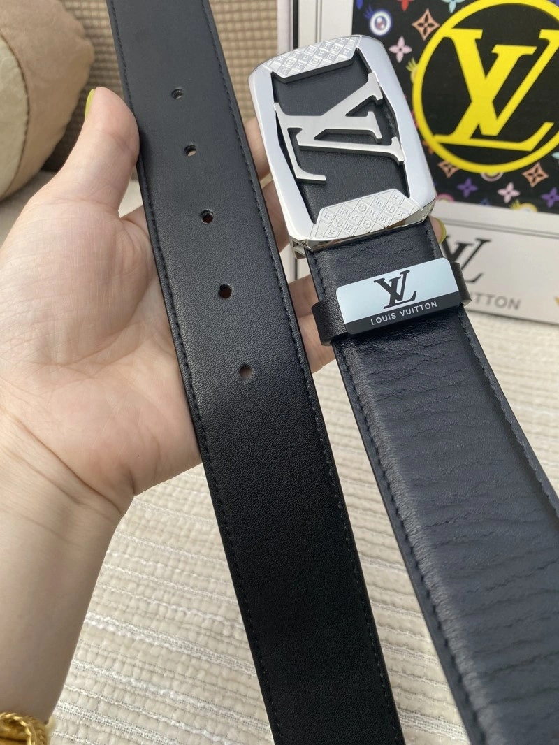 Louis Vuitton Belts Compact 300036