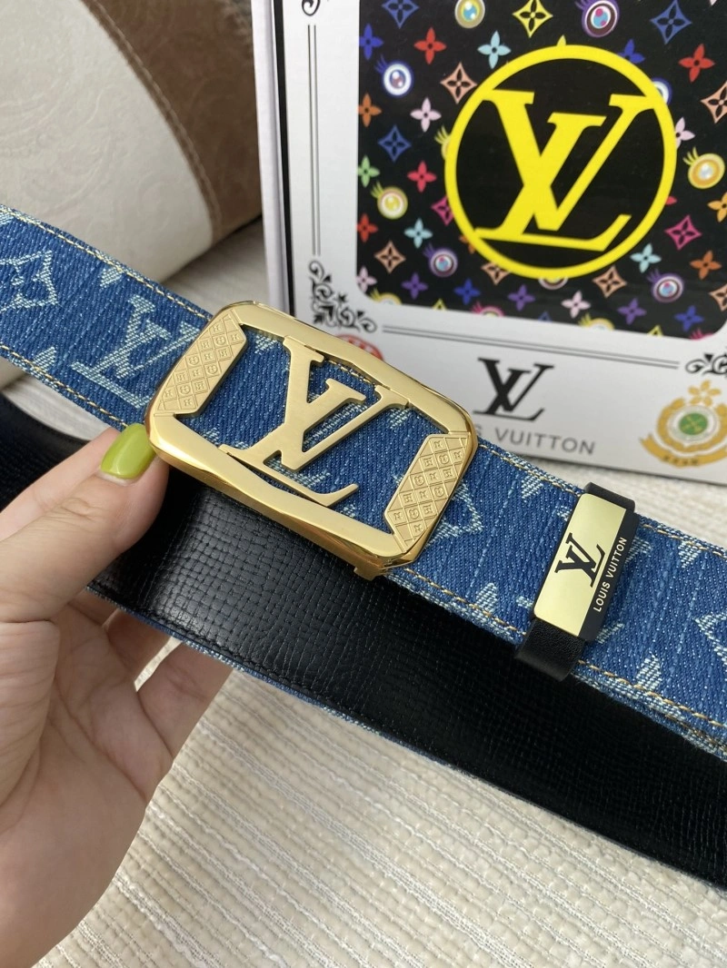 Effortless Louis Vuitton Belts 300020