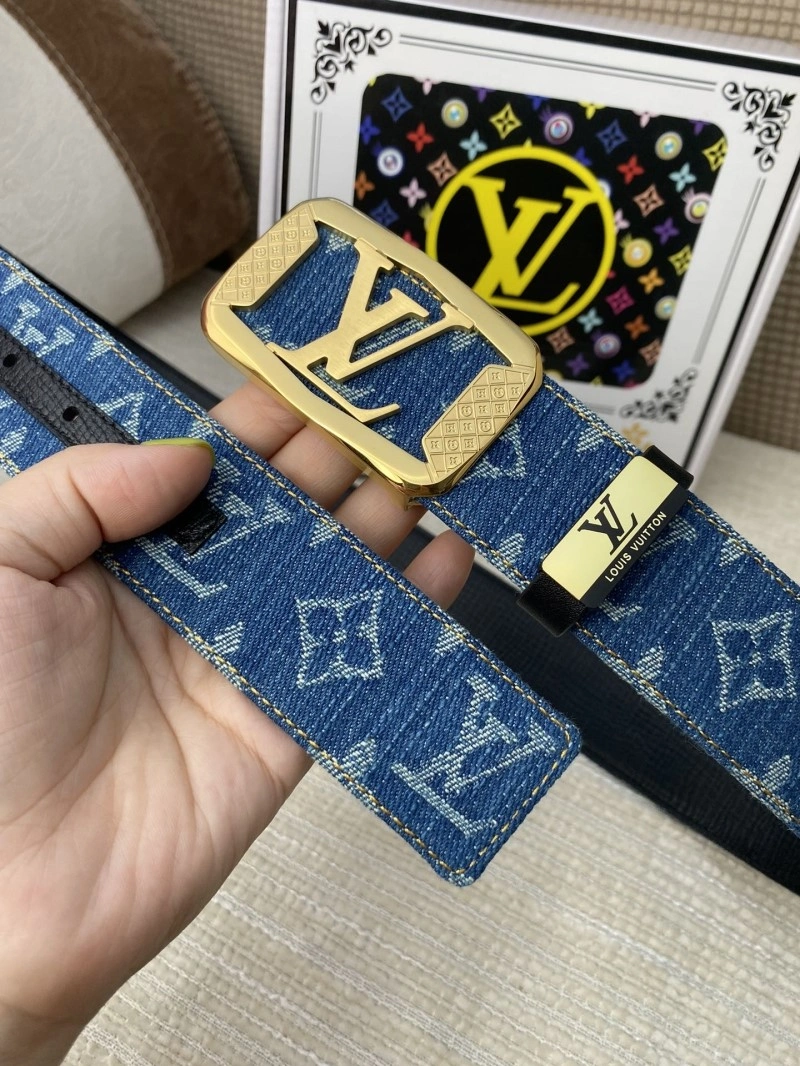 Effortless Louis Vuitton Belts 300020
