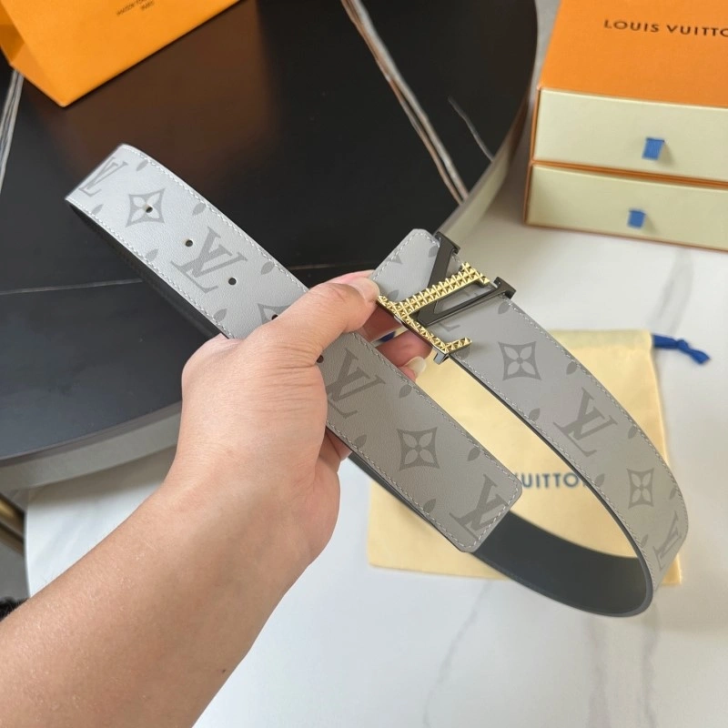 Louis Vuitton Belts Casual 300005