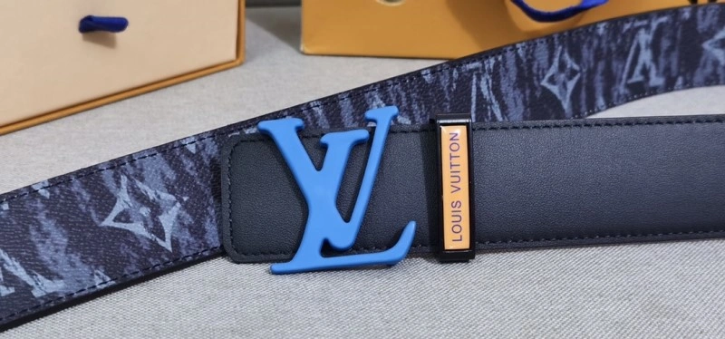 Louis Vuitton Belts Durable 300014