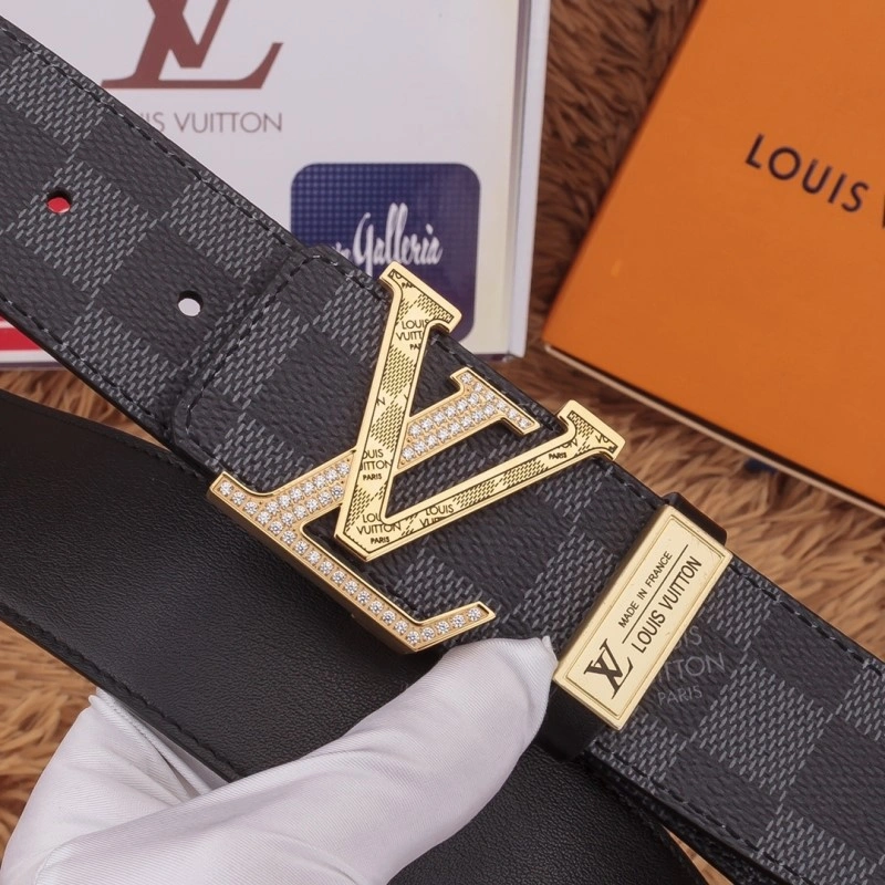 Lightweight Louis Vuitton Belts 299989