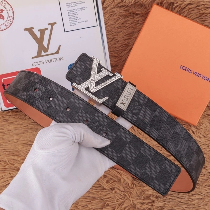 Modern Louis Vuitton Belts 299984