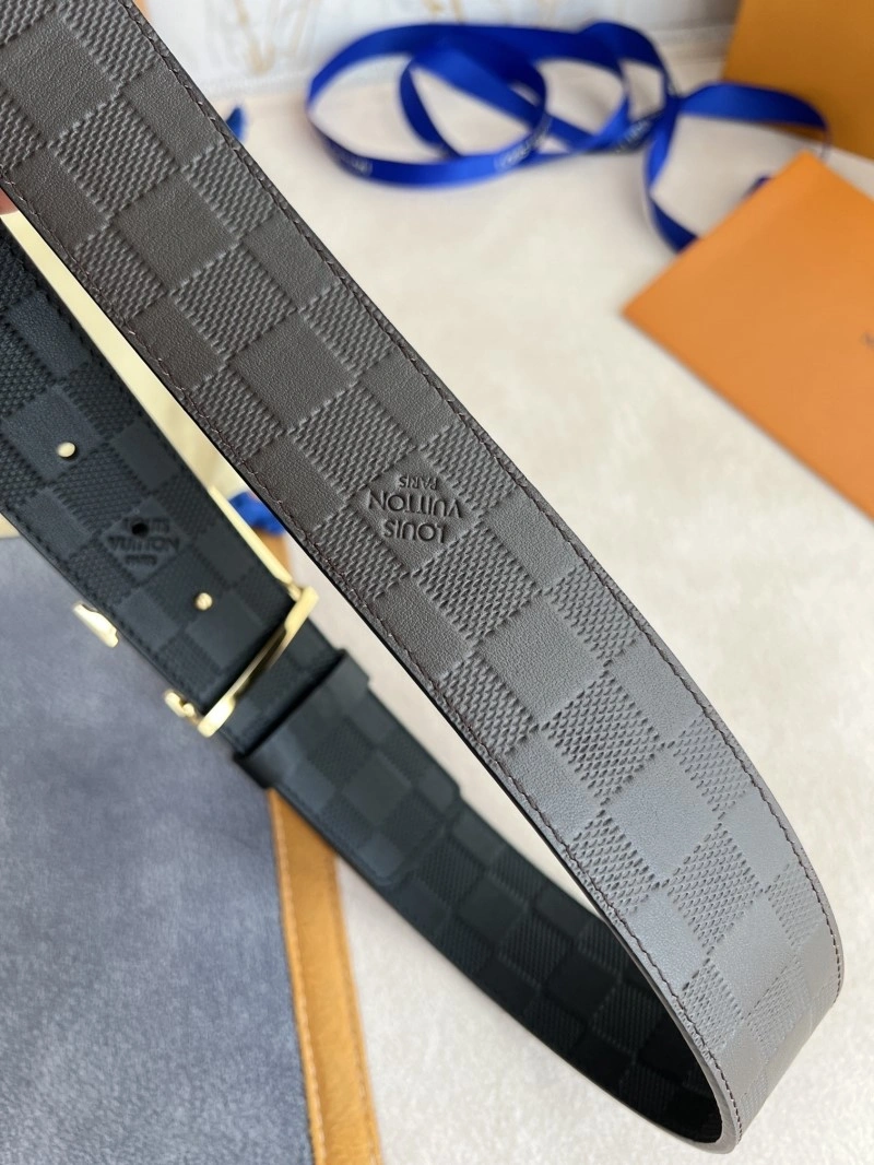 Breathable Louis Vuitton Belts 299996