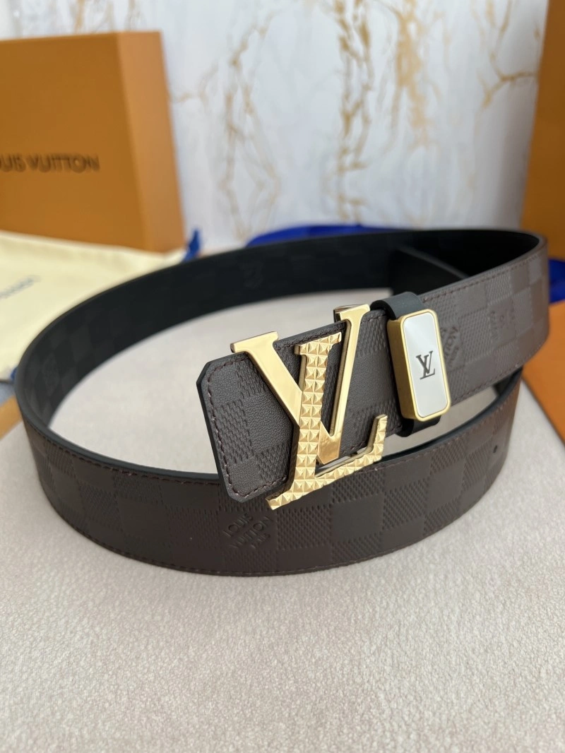 Breathable Louis Vuitton Belts 299996