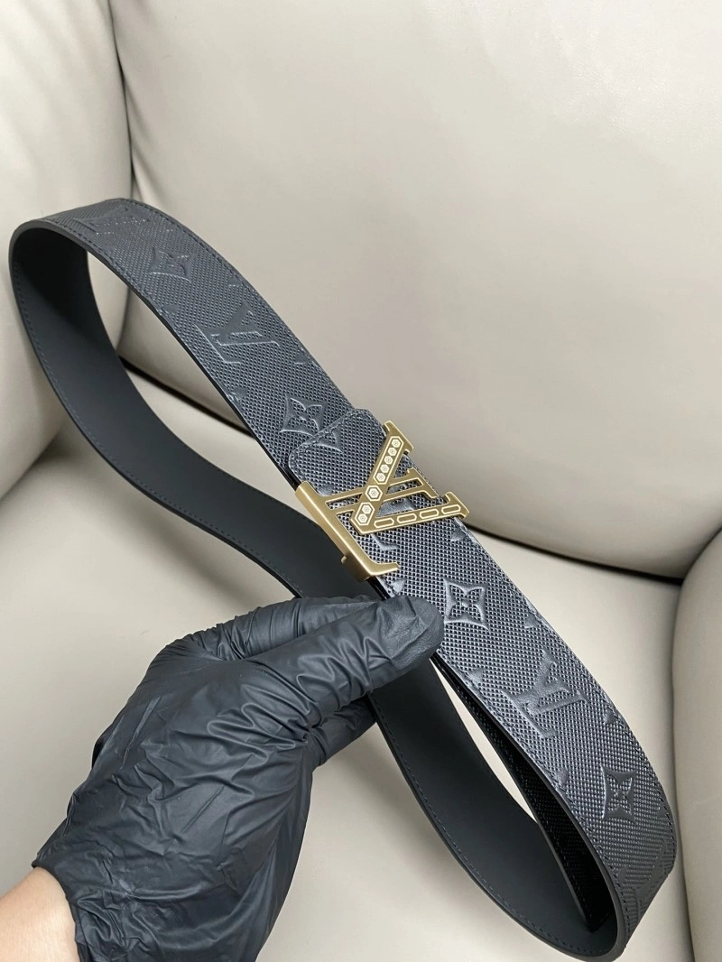 Lightweight Louis Vuitton Belts 299972