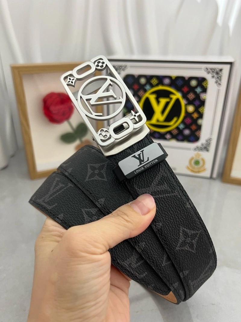Louis Vuitton Belts Vibrant 299934