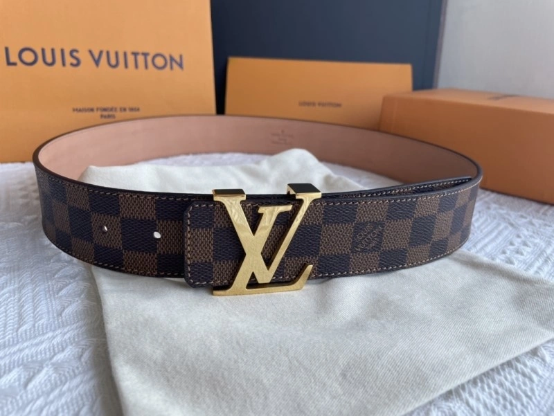 Louis Vuitton Belts Upgraded 299932