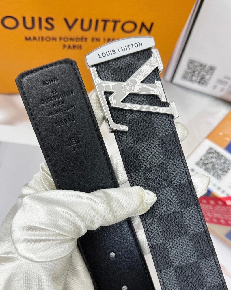 WaterResistant Louis Vuitton Belts 299925