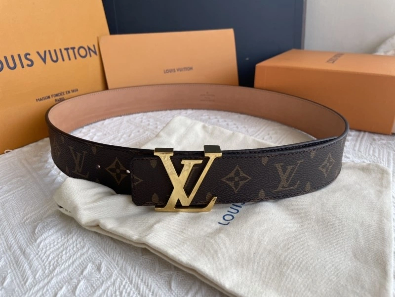 Snug Louis Vuitton Belts 299911