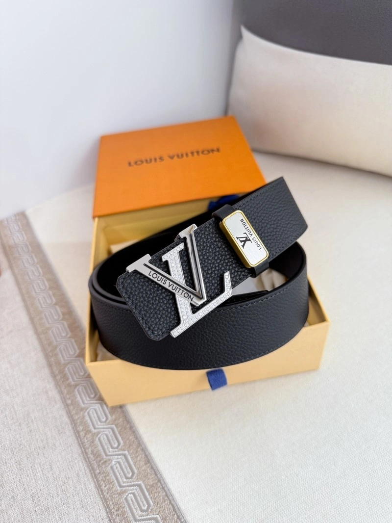 Louis Vuitton Belts ZipUp 299849
