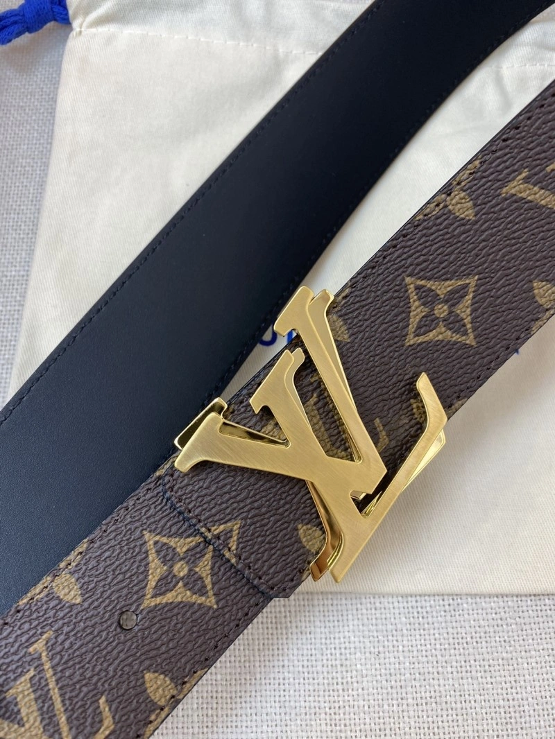 Packable Louis Vuitton Belts 299846