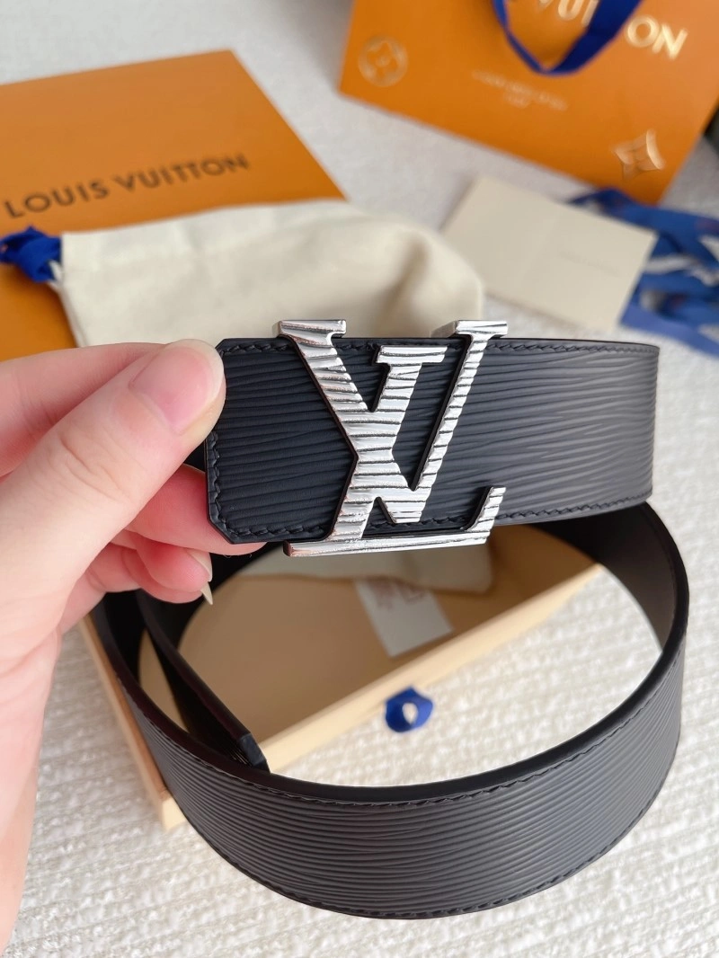 TechFriendly Louis Vuitton Belts 299866