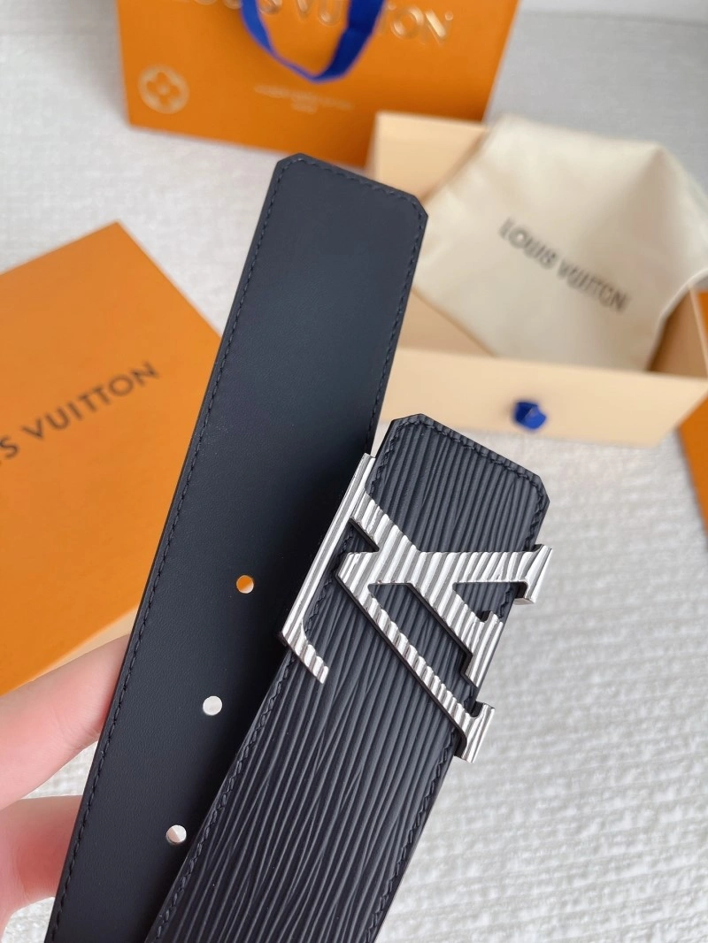 TechFriendly Louis Vuitton Belts 299866
