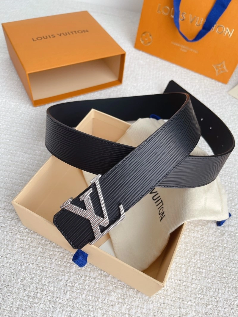 TechFriendly Louis Vuitton Belts 299866