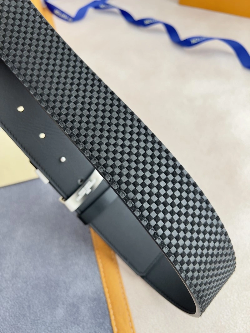 Louis Vuitton Belts ZipUp 299829