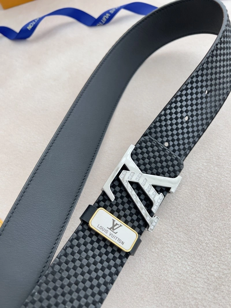 Louis Vuitton Belts ZipUp 299829